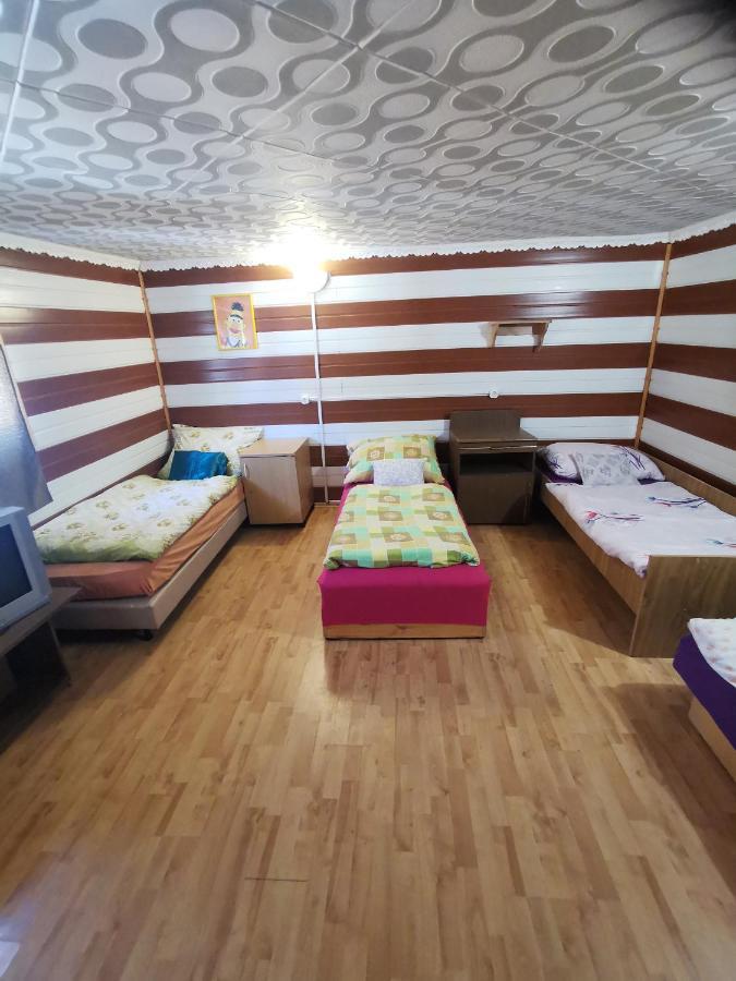 Edit Vendeghaz Tiszaujvaros Luaran gambar