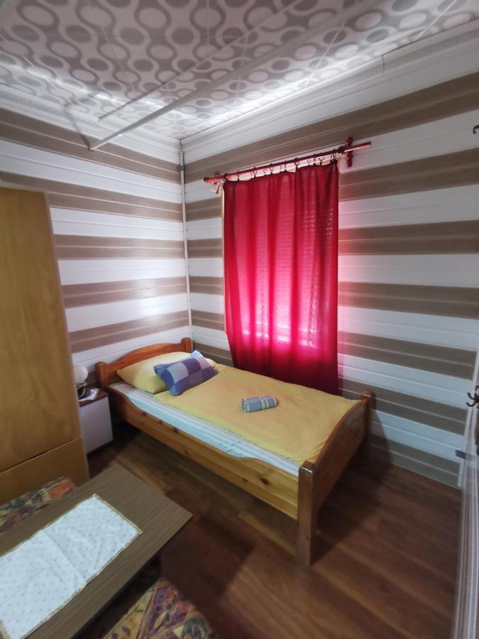 Edit Vendeghaz Tiszaujvaros Luaran gambar